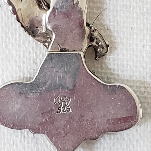 Cleaning out closet 😍Sterling Silver Eagle Necklace - Picture 4 of 10